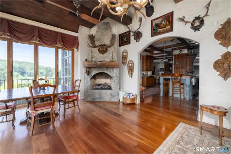 7 Equestrian Ridge Road Newtown CT 06470