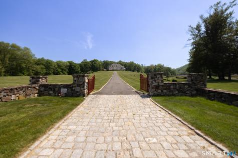 7 Equestrian Ridge Road Newtown CT 06470