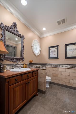 7 Equestrian Ridge Road Newtown CT 06470