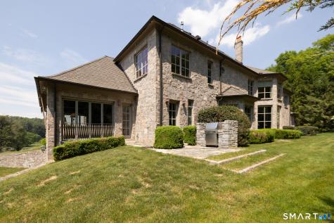 7 Equestrian Ridge Road Newtown CT 06470