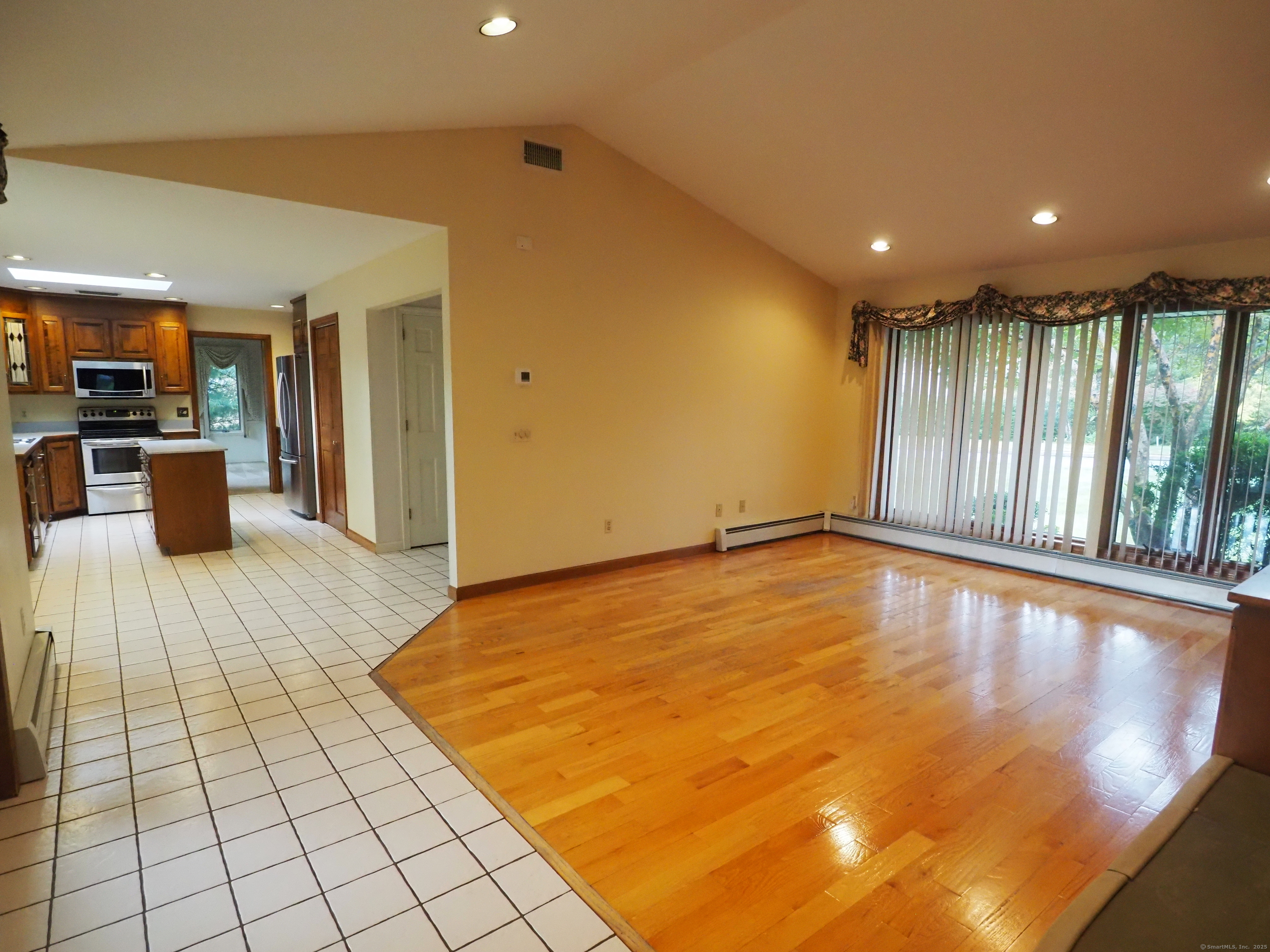 18 Holyoke Drive Manchester CT 06040