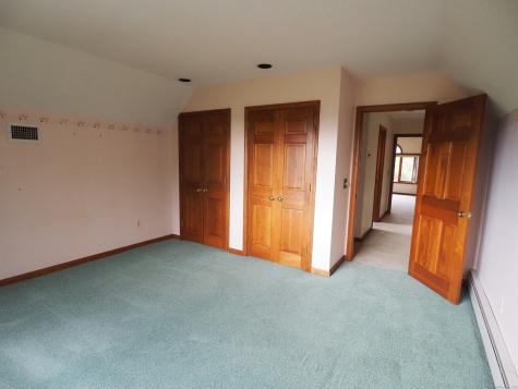 18 Holyoke Drive Manchester CT 06040