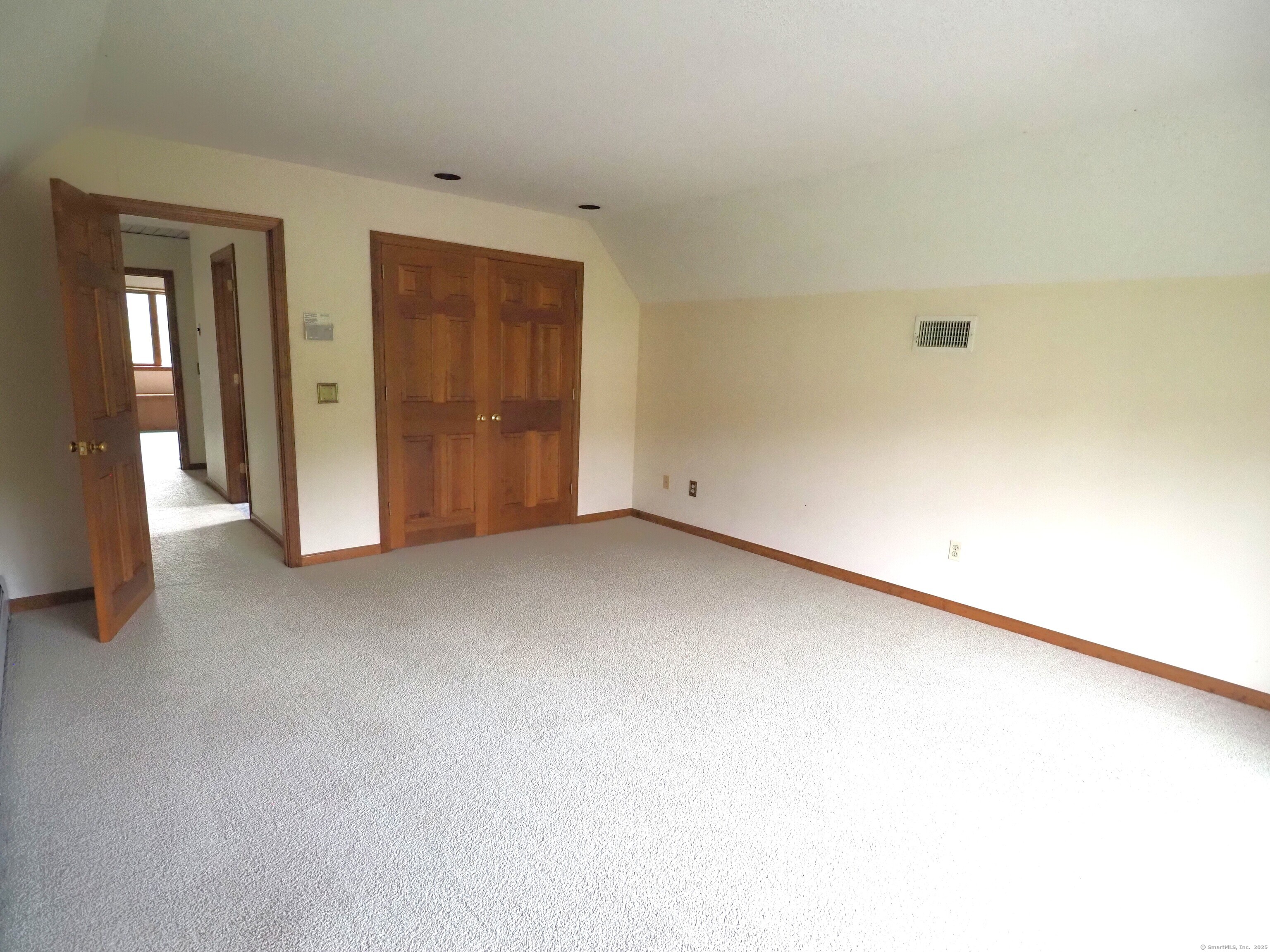 18 Holyoke Drive Manchester CT 06040