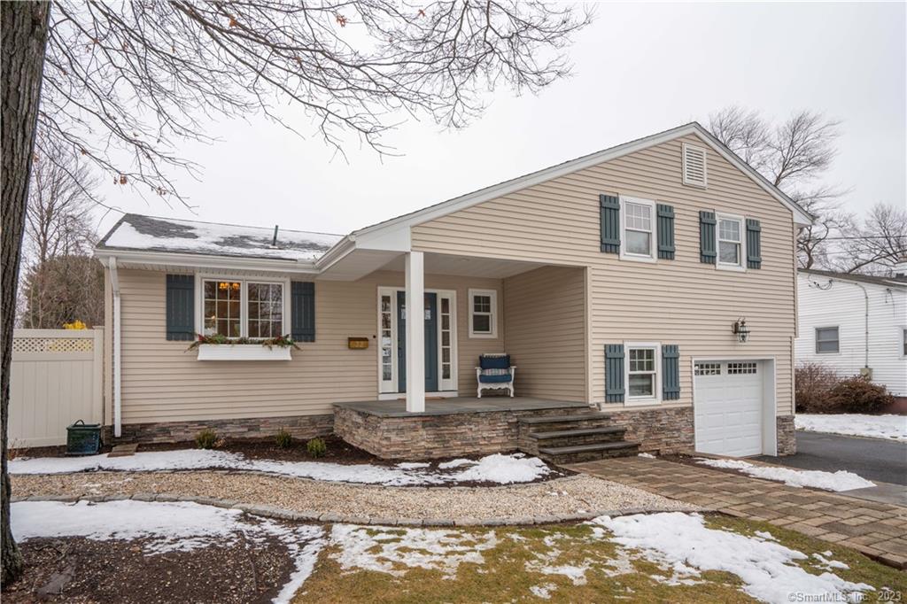 32 Hilldale Road West Hartford CT 06117