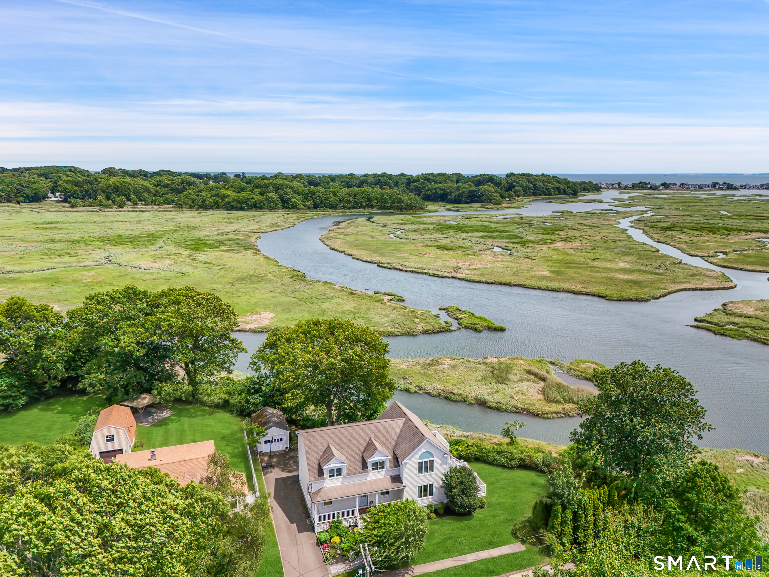 18 Sailors Lane Milford CT 06460