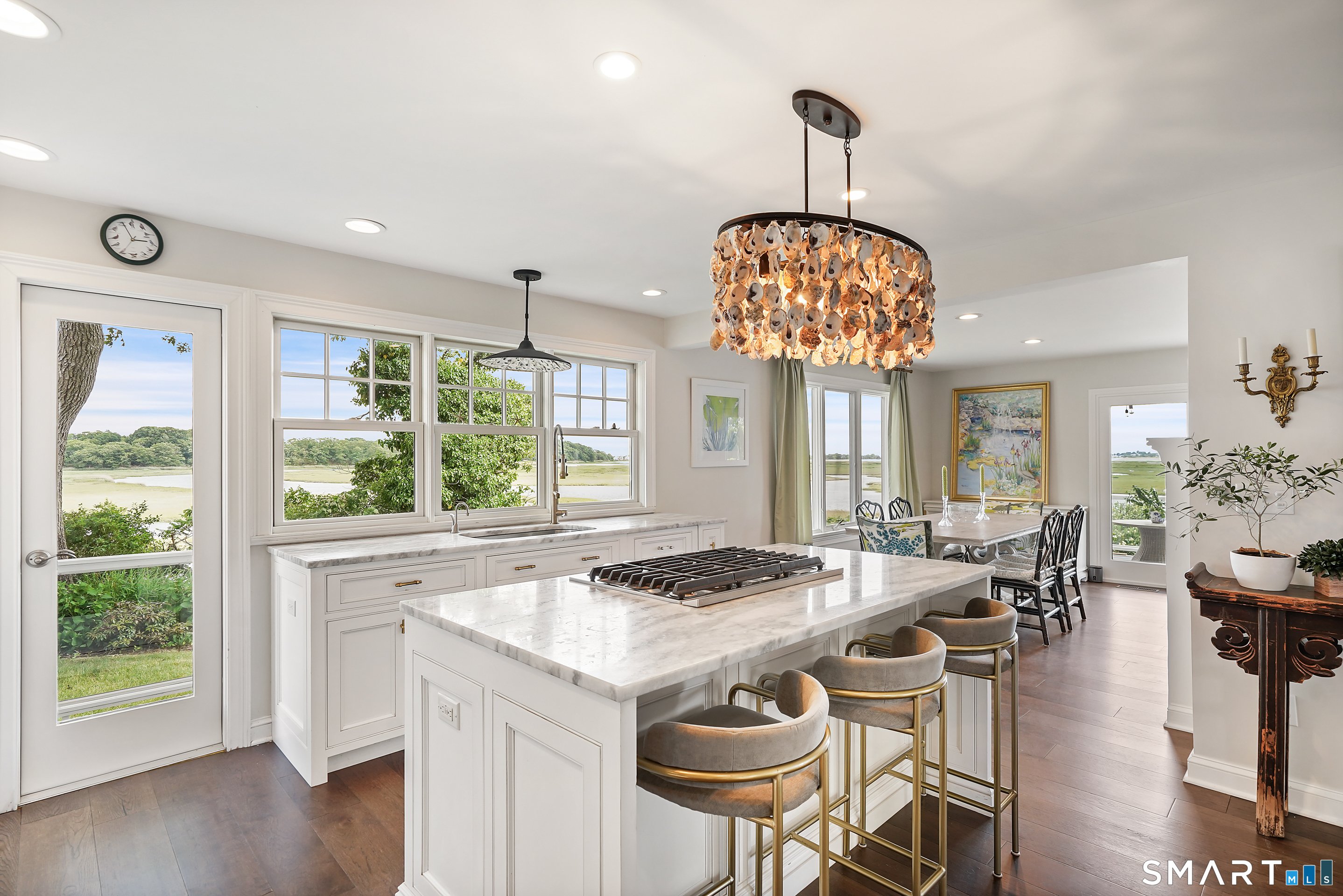 18 Sailors Lane Milford CT 06460
