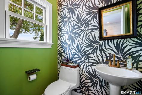 18 Sailors Lane Milford CT 06460