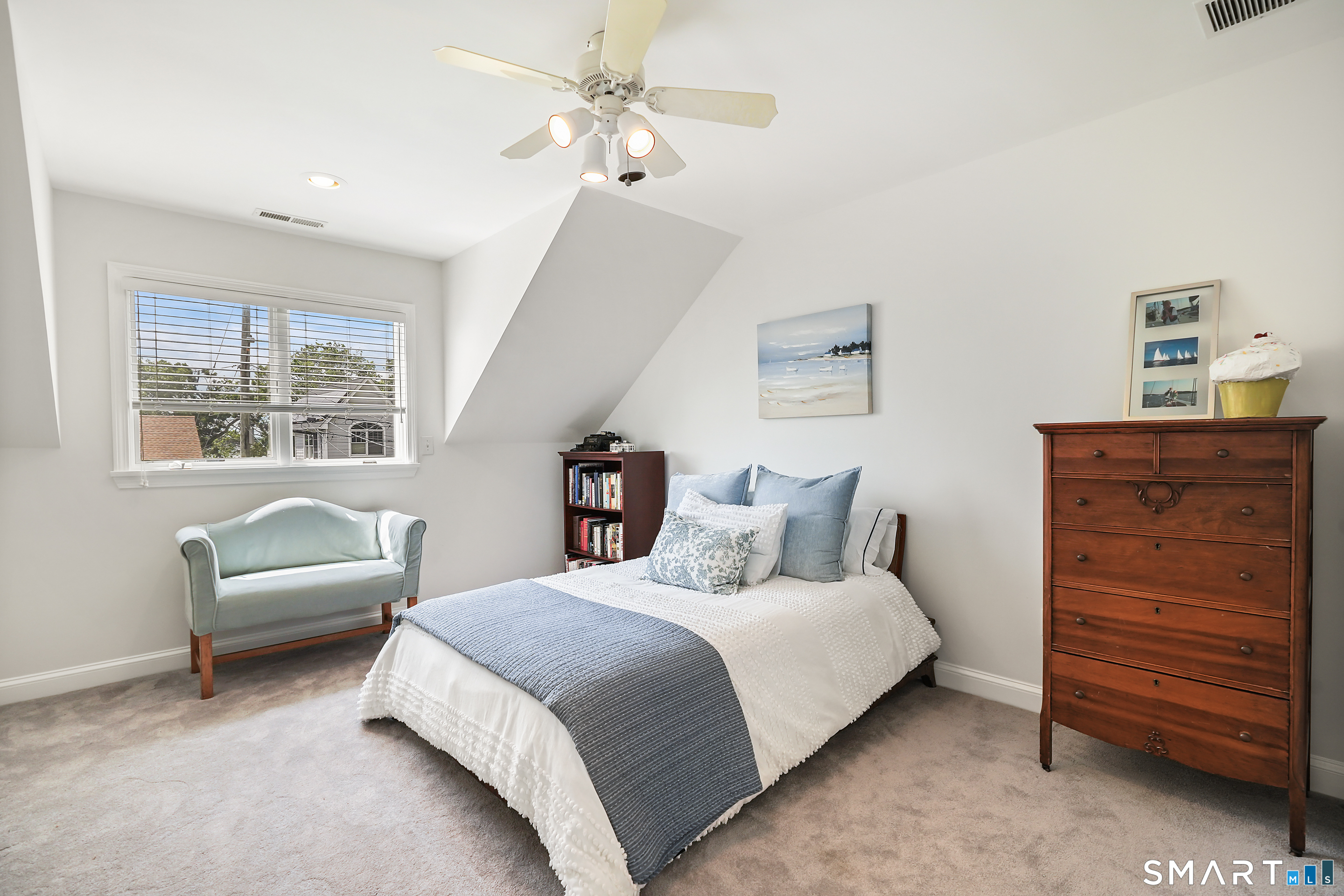 18 Sailors Lane Milford CT 06460