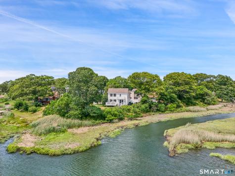 18 Sailors Lane Milford CT 06460