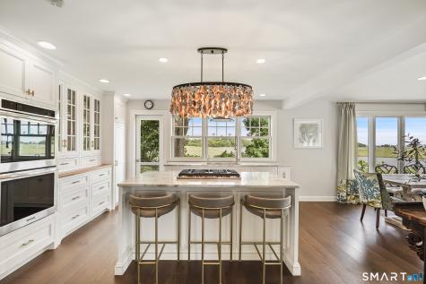18 Sailors Lane Milford CT 06460