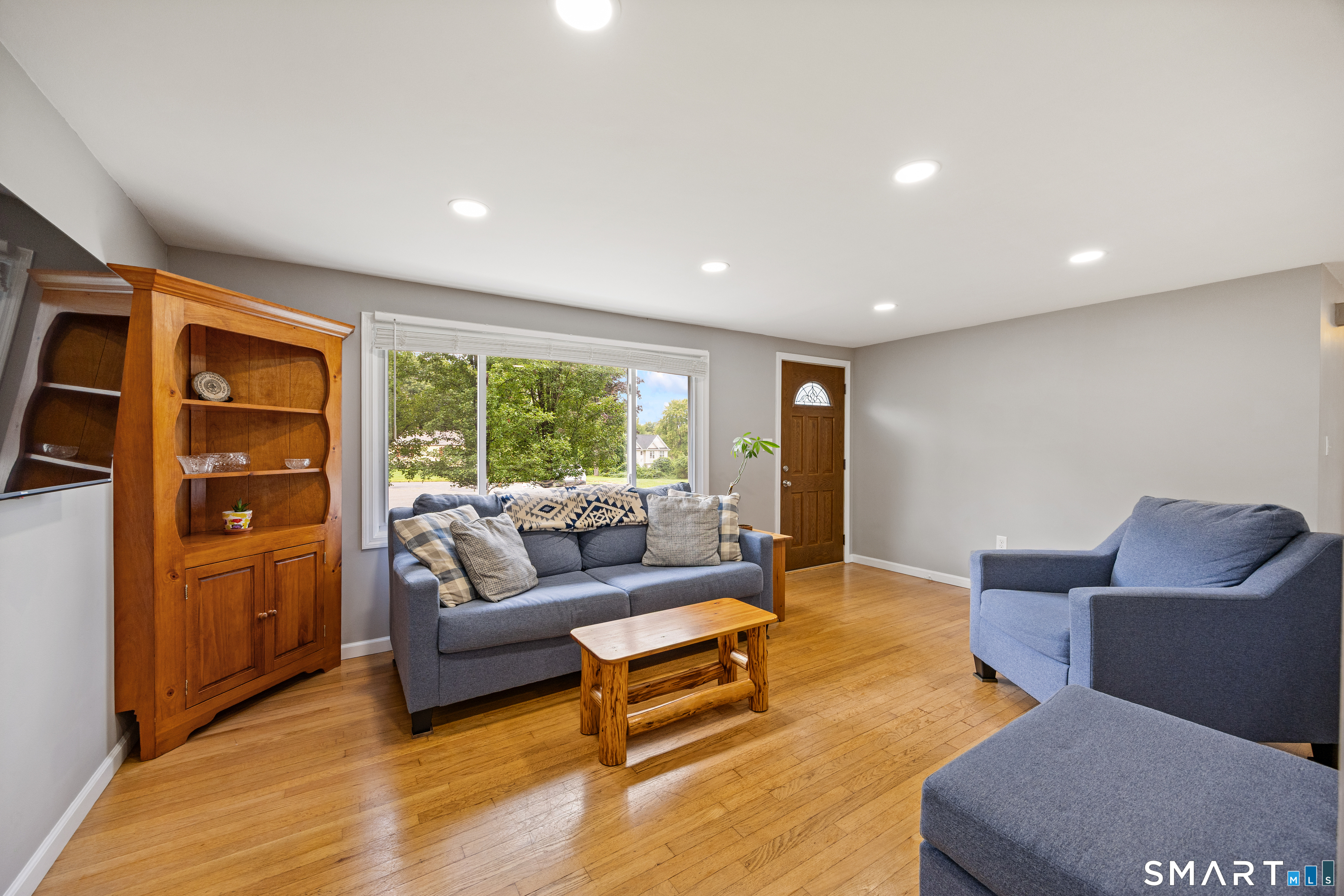 11 Schenone Court Plainville CT 06062