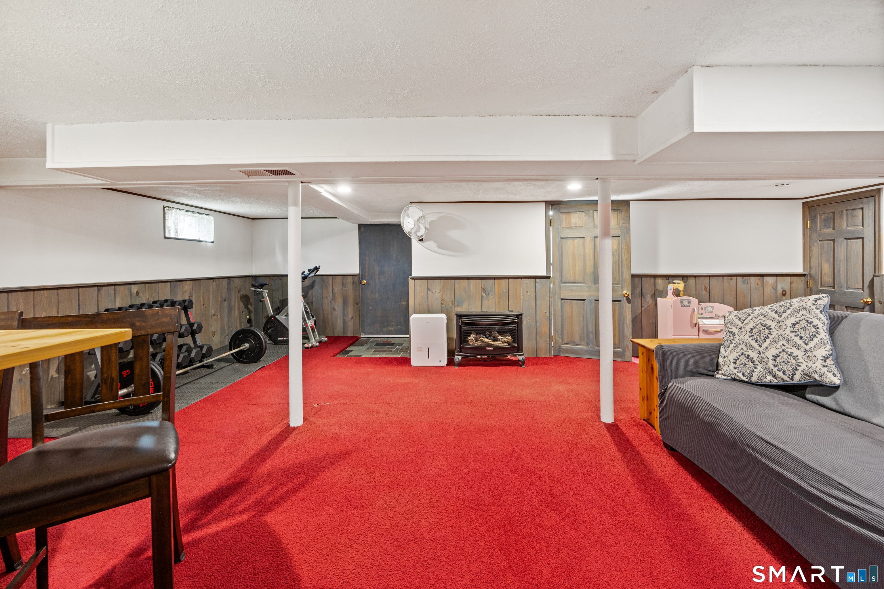 11 Schenone Court Plainville CT 06062