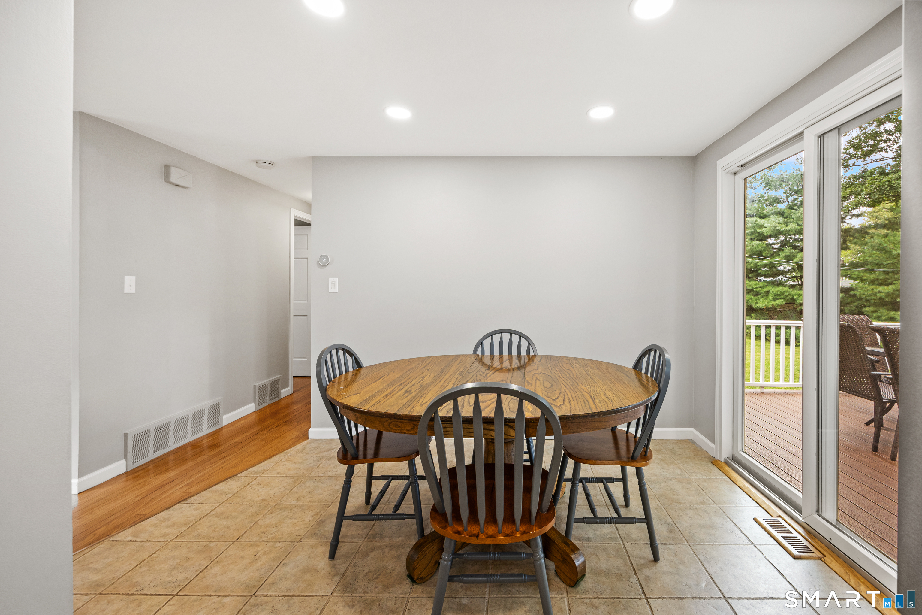 11 Schenone Court Plainville CT 06062