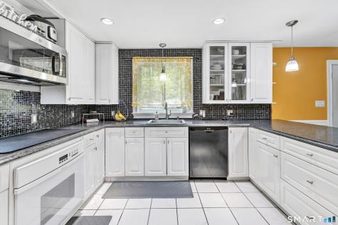 170 Longview Avenue Bristol CT 06010