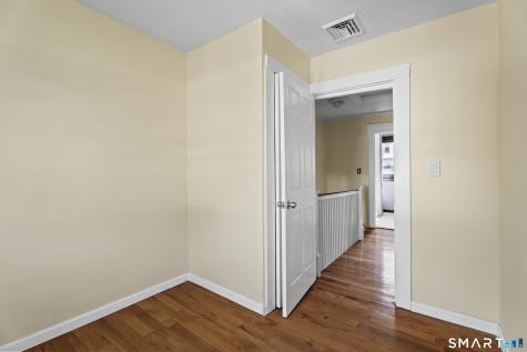 302 Dover Street Bridgeport CT 06610