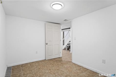 302 Dover Street Bridgeport CT 06610