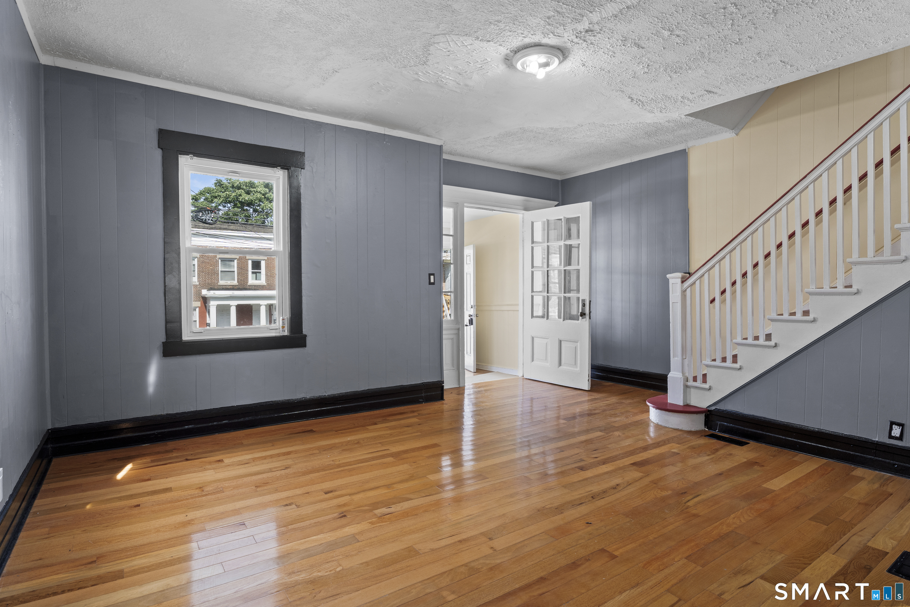 302 Dover Street Bridgeport CT 06610