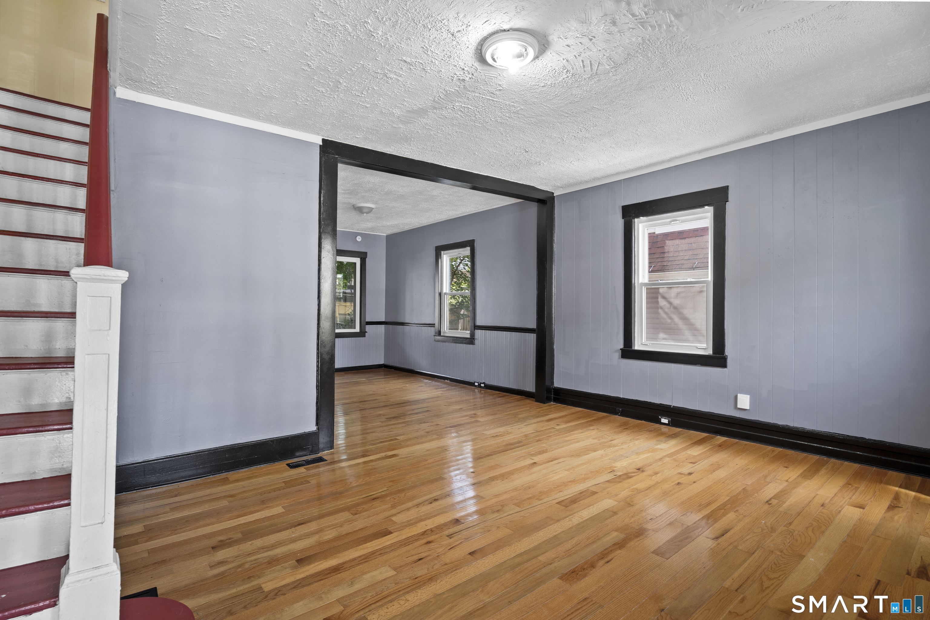 302 Dover Street Bridgeport CT 06610