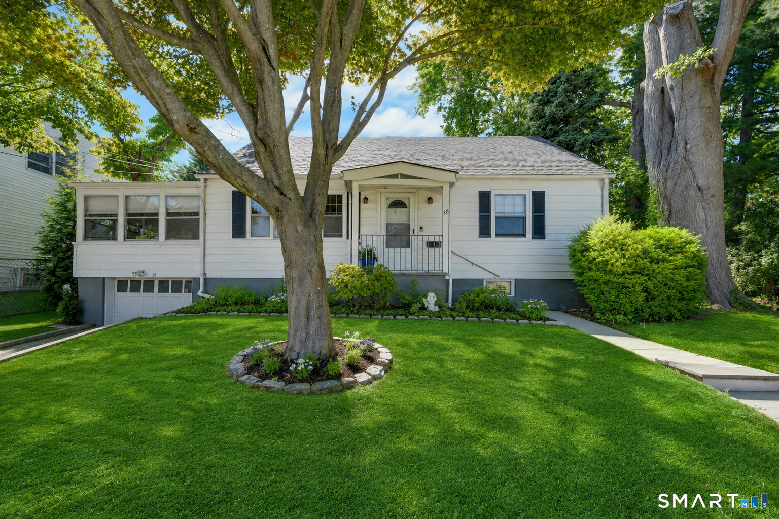 38 Carlisle Place Stamford CT 06902