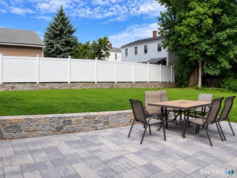 38 Carlisle Place Stamford CT 06902