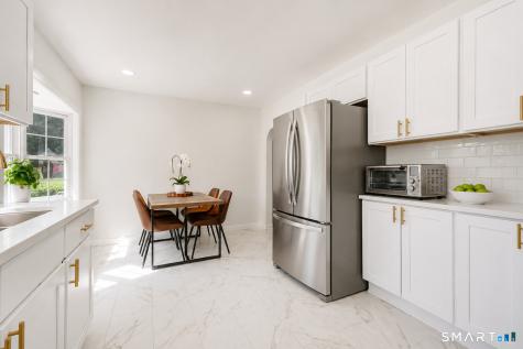 38 Carlisle Place Stamford CT 06902