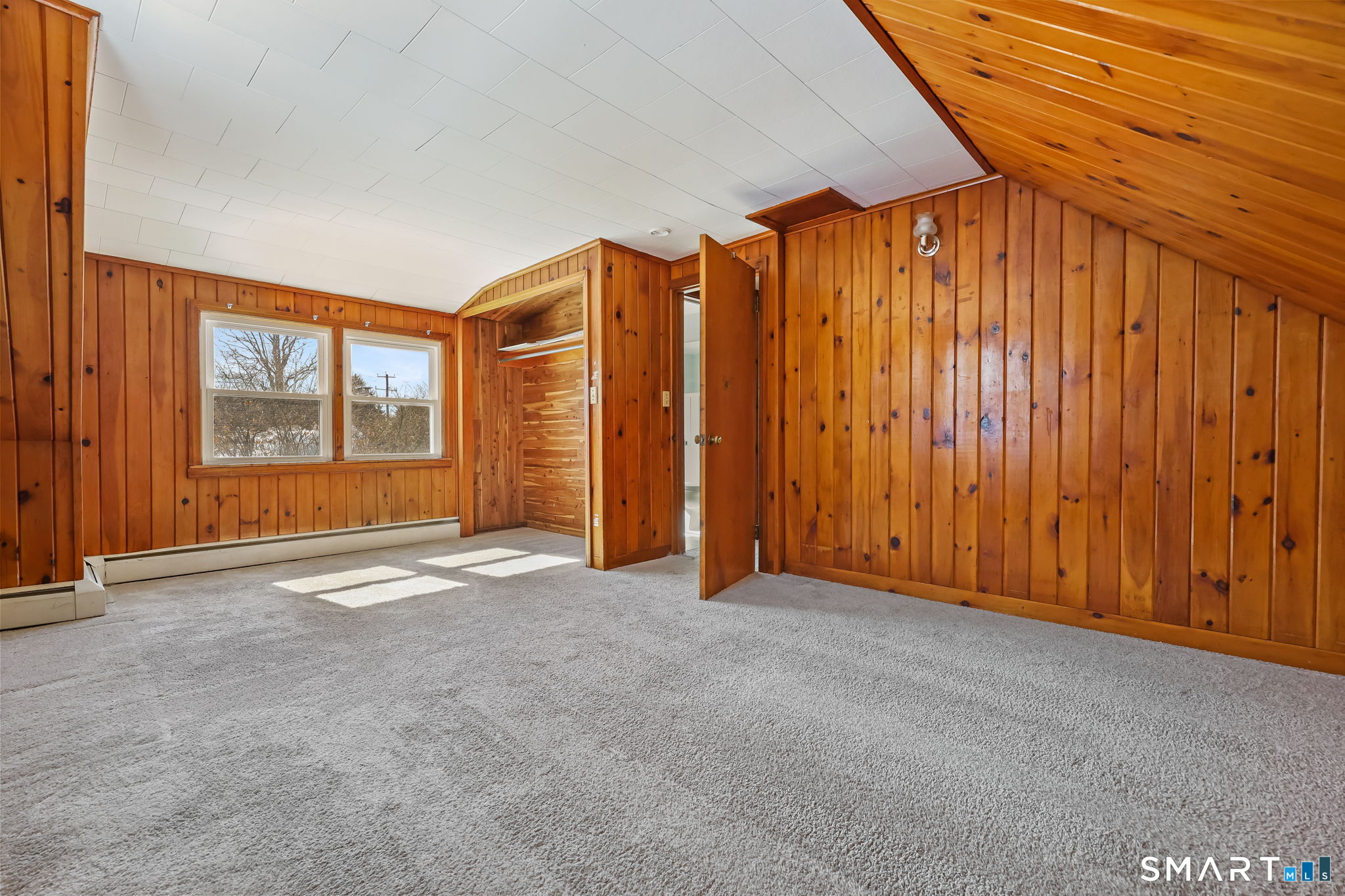 3 East Wood Street Waterford CT 06385