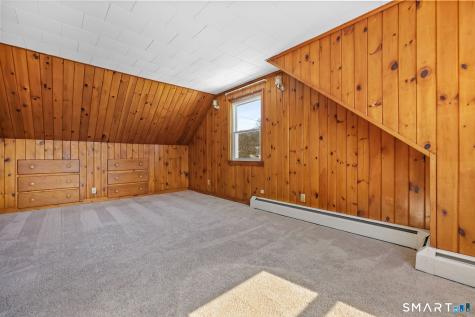 3 East Wood Street Waterford CT 06385