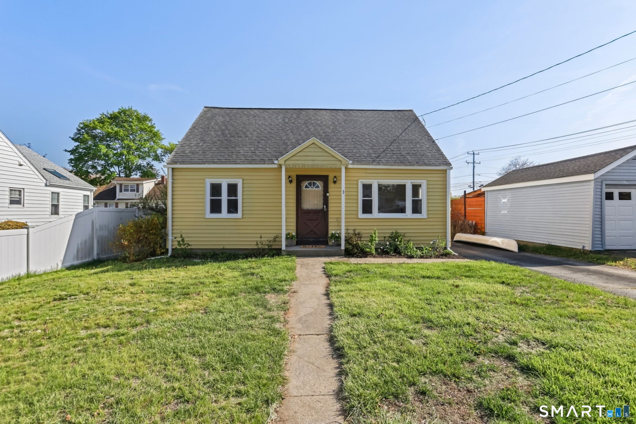 3 East Wood Street Waterford CT 06385
