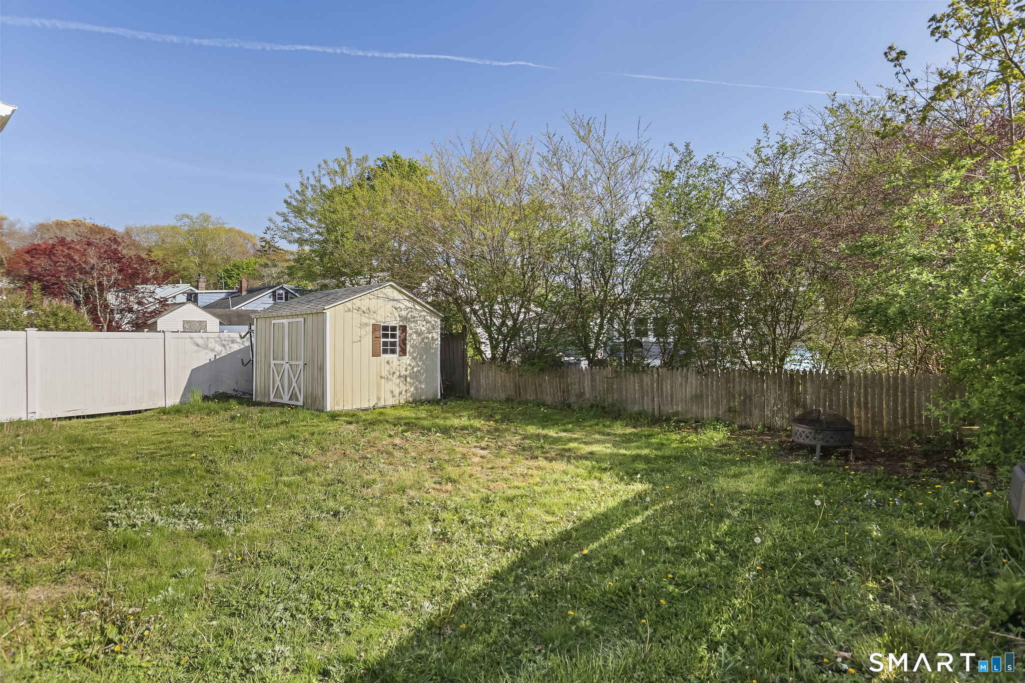 3 East Wood Street Waterford CT 06385