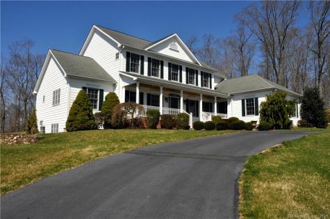 23 Silver Brook Lane Woodbury CT 06798