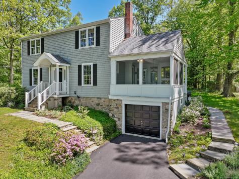 24 Richards Lane Norwalk CT 06851