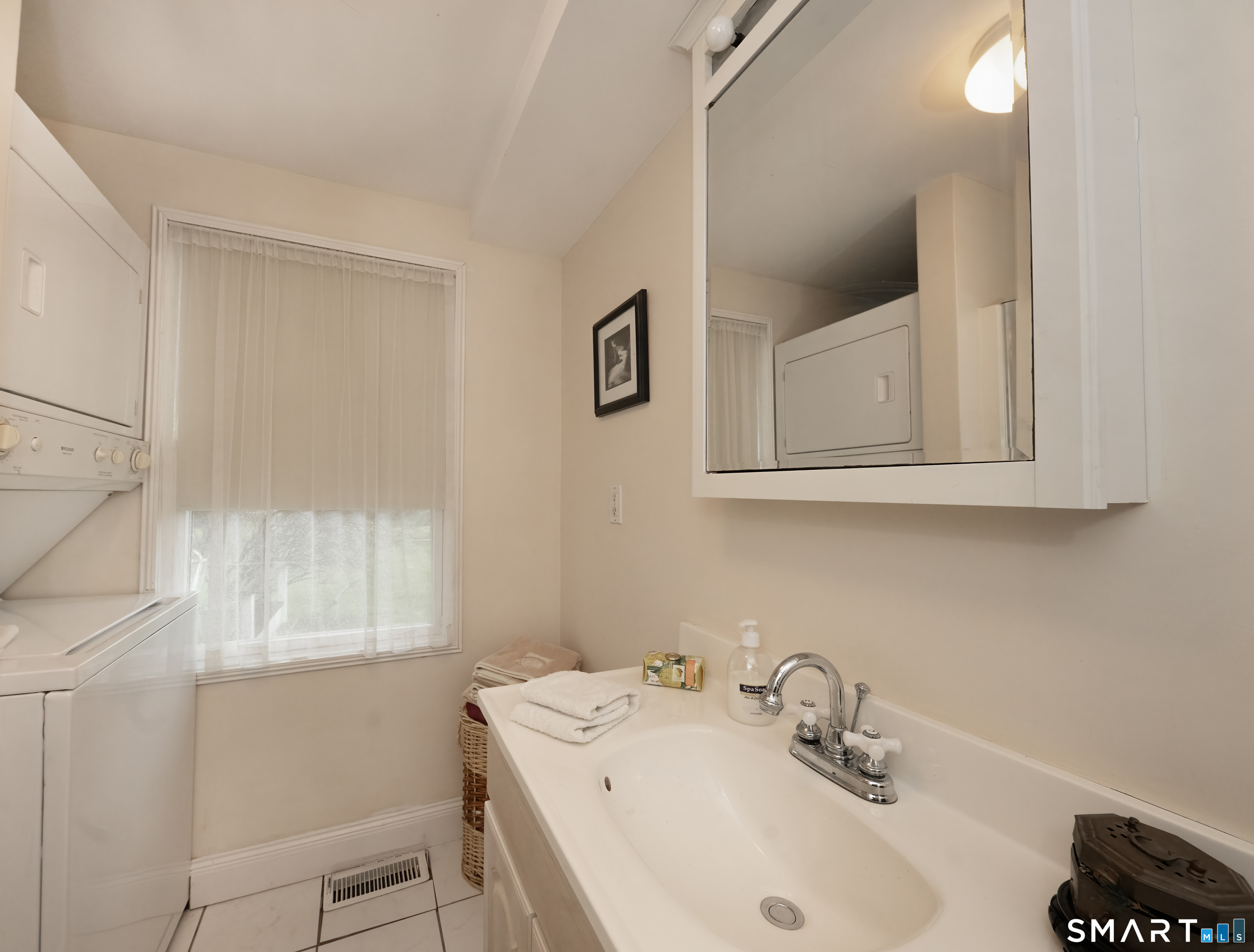 100 Pratt Road Clinton CT 06413