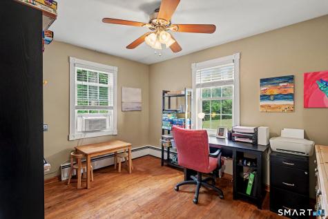 264 Roxbury Road East Lyme CT 06357