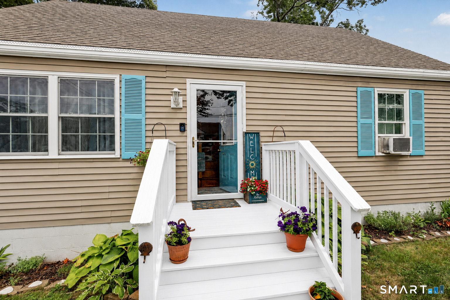 264 Roxbury Road East Lyme CT 06357