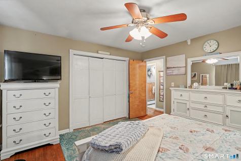 264 Roxbury Road East Lyme CT 06357