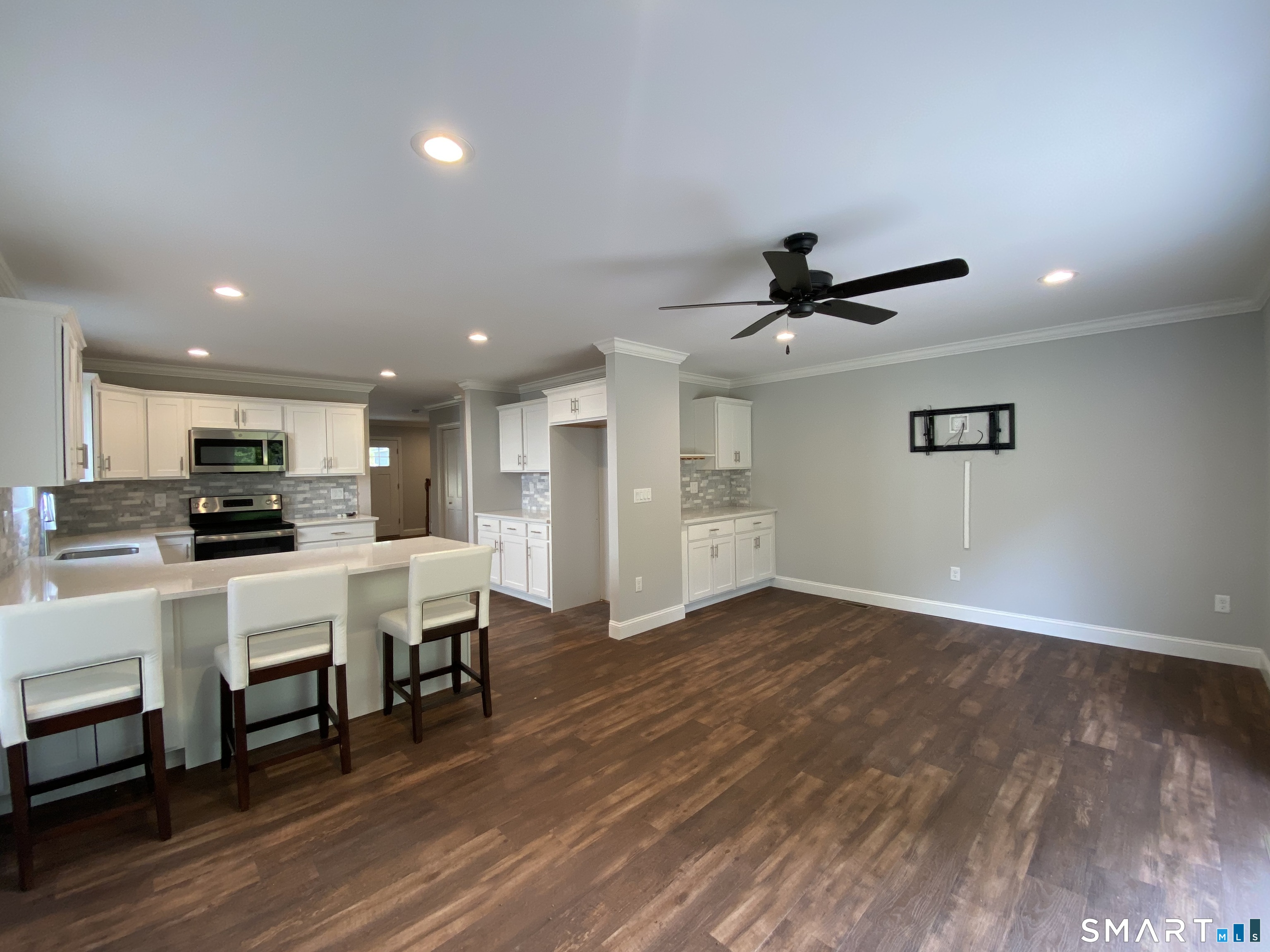 15 Jordan Lane Colchester CT 06415