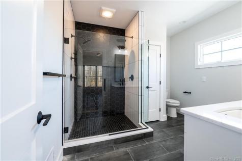 14 Pumpkin Grove East Lyme CT 06333