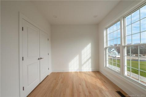 14 Pumpkin Grove East Lyme CT 06333