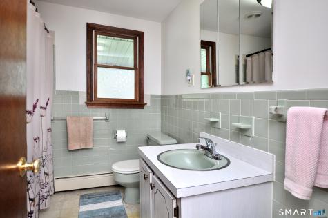 110 Spoonville Road East Granby CT 06026