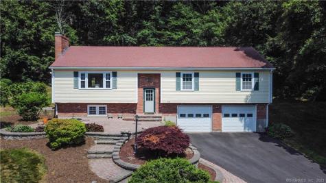 258 New Road Avon CT 06001