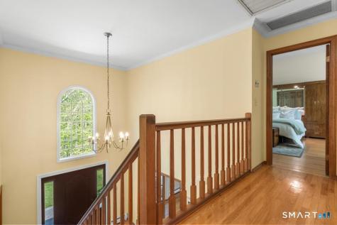 33 Topledge Road Redding CT 06896