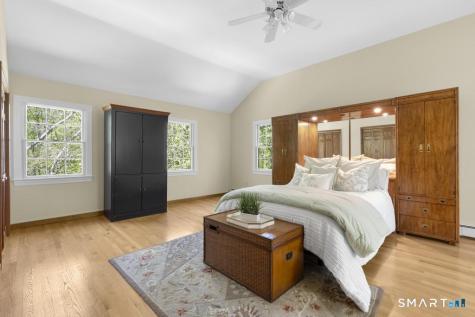 33 Topledge Road Redding CT 06896