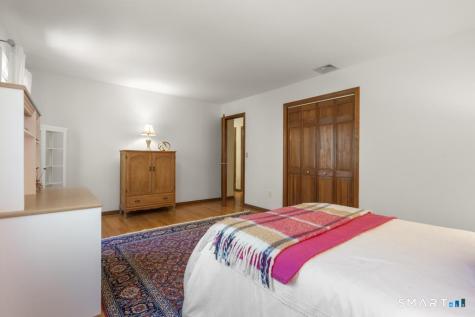 33 Topledge Road Redding CT 06896