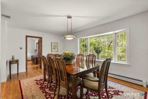 33 Topledge Road Redding CT 06896