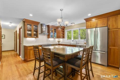 33 Topledge Road Redding CT 06896