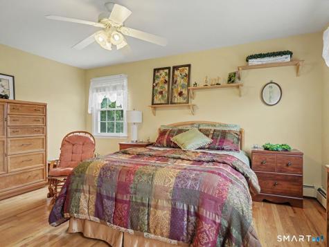 131 Hillside Lane Monroe CT 06468
