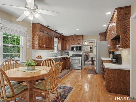 131 Hillside Lane Monroe CT 06468