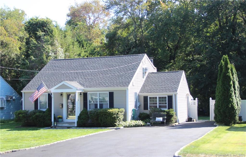 54 Sleepy Hollow Lane Stamford CT 06907