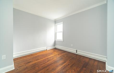 476 Ruth Street Bridgeport CT 06606