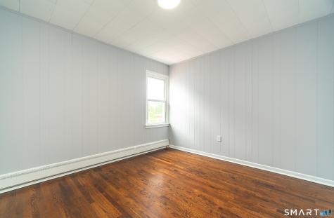 476 Ruth Street Bridgeport CT 06606